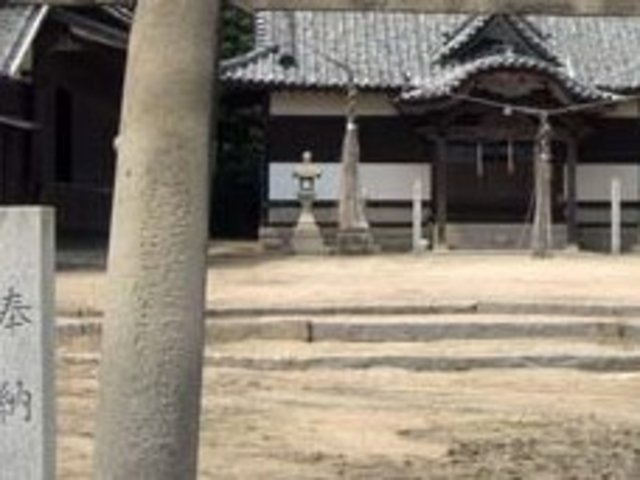 ⛩️ 고가라스 신사 이미지 1